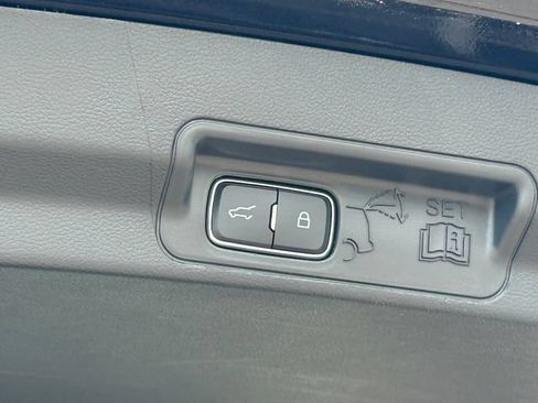 Used 2026 Ford Explorer Active w/ Active Comfort Package AWD/4WD image 5