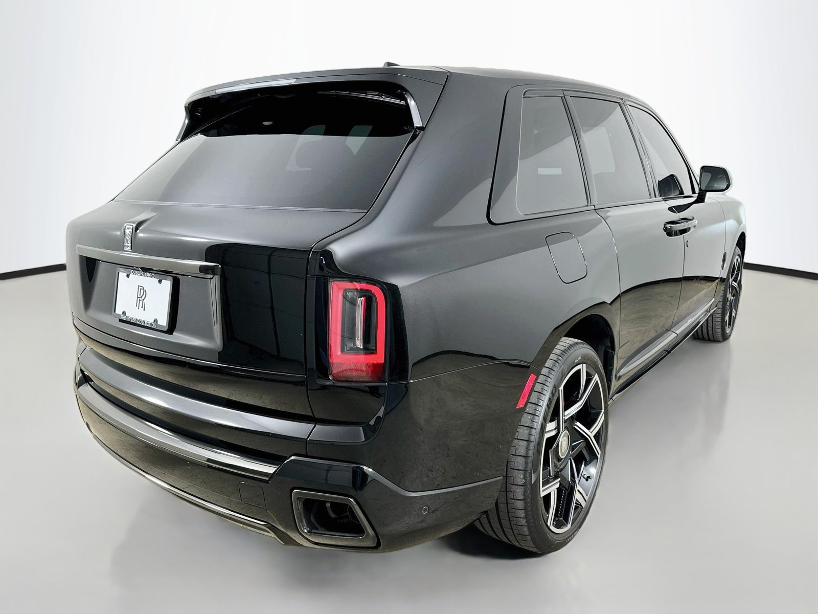 Used 2026 Rolls-Royce Cullinan Black Badge AWD/4WD image 5