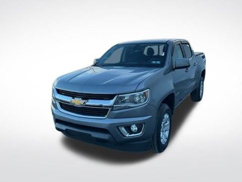 Used 2019 Chevrolet Colorado LT w/ LT Convenience Package image 3