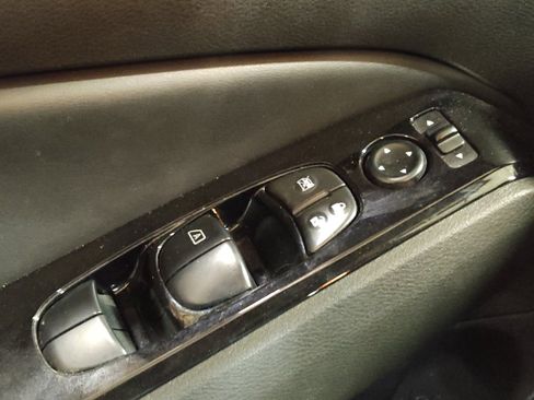 Used 2023 Nissan Altima 2.5 SV AWD/4WD image 27