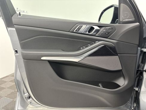 New 2026 BMW X7 xDrive40i w/ M Sport Package image 26
