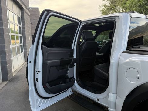 Used 2025 Ford F150 Raptor AWD/4WD image 35