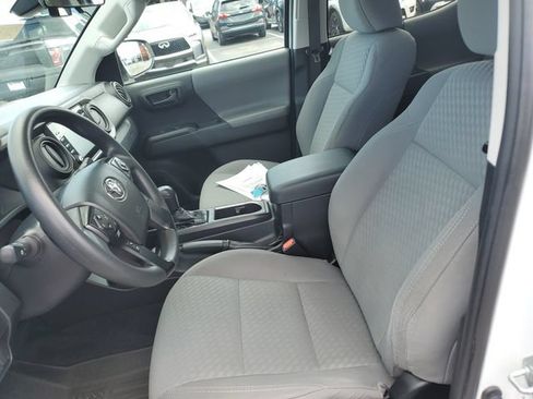 Used 2021 Toyota Tacoma SR w/ SR Convenience Package RWD image 15