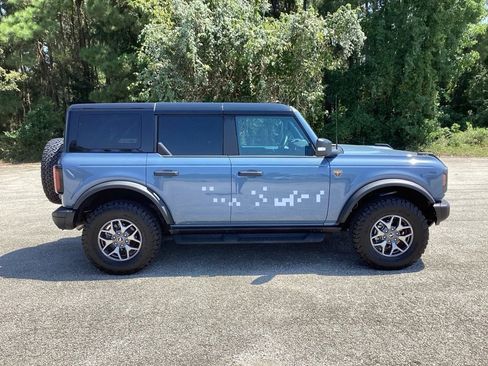 New 2025 Ford Bronco Badlands image 4