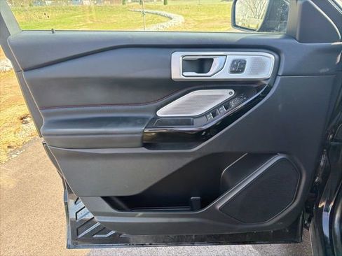 Used 2023 Ford Explorer ST w/ Equipment Group 401A AWD/4WD image 24