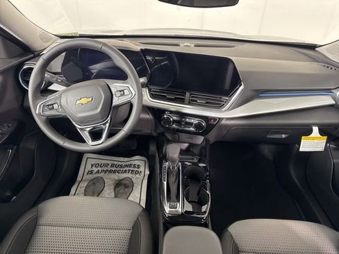 New 2026 Chevrolet Trax LT w/ Driver Confidence Package image 22