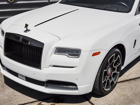 Used 2020 Rolls-Royce Dawn RWD image 8