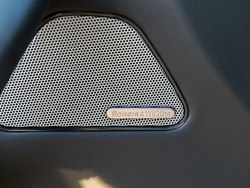 Used 2020 Maserati Levante GranSport image 18