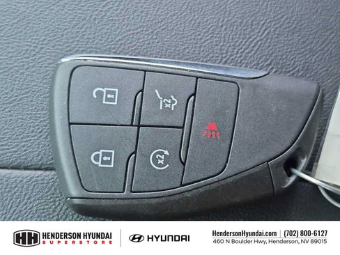 Used 2025 GMC Terrain Elevation w/ Elevation Premium Package AWD/4WD image 34