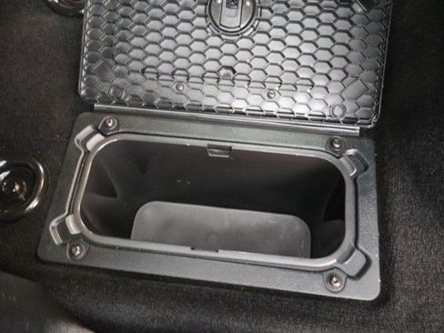 Used 2017 RAM 2500 Tradesman w/ Chrome Appearance Group AWD/4WD image 47