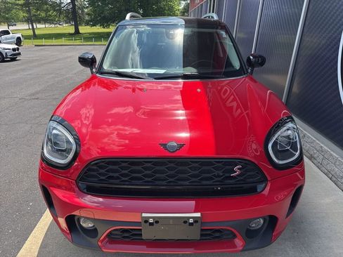 Used 2024 MINI Cooper Countryman S w/ Premium Package FWD image 9