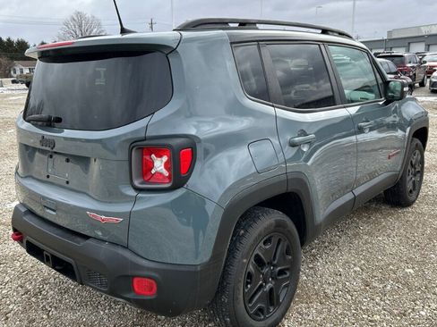 Used 2018 Jeep Renegade Trailhawk w/ Cold Weather Group II image 8