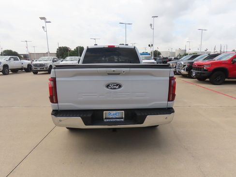 Used 2025 Ford F150 Lariat w/ Equipment Group 502A High AWD/4WD image 13