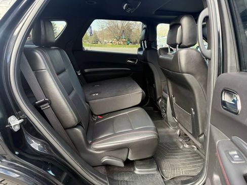 Used 2018 Dodge Durango R/T w/ Blacktop Package AWD/4WD image 17