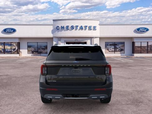 New 2026 Ford Explorer Active w/ Active Comfort Package RWD image 5