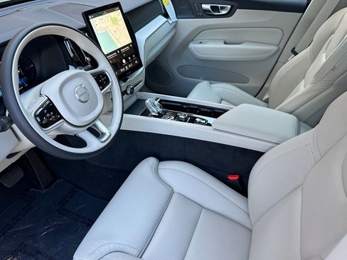 New 2026 Volvo XC60 T8 Ultra w/ Climate Package image 8