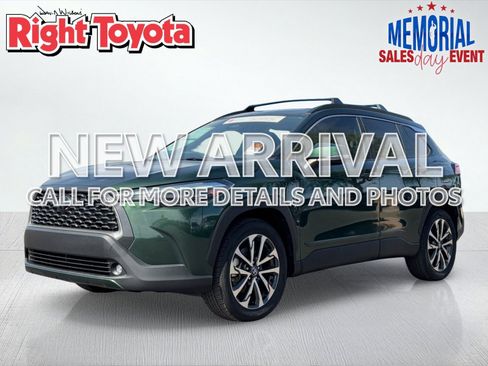 Certified 2023 Toyota Corolla Cross XLE w/ Convenience Package FWD image 1