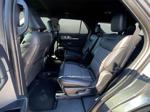 New 2025 Ford Explorer ST-Line w/ Premium Package image 10