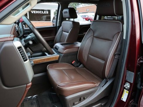 Used 2016 Chevrolet Silverado 3500 High Country w/ Duramax Plus Package image 19