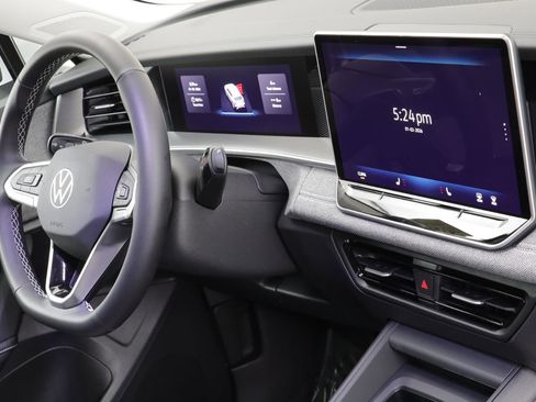 New 2026 Volkswagen Tiguan S image 21