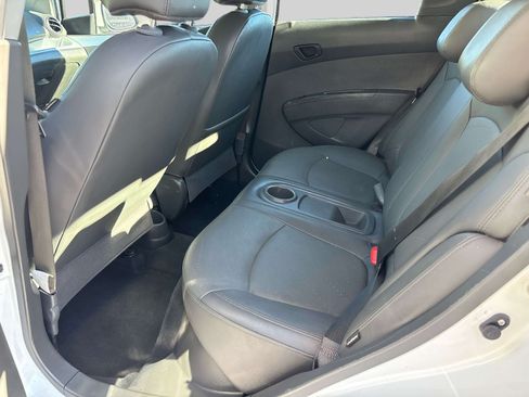 Used 2015 Chevrolet Spark LT FWD image 9