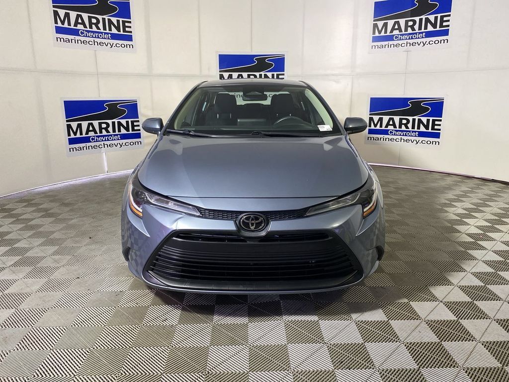 Used 2024 Toyota Corolla LE FWD image 12