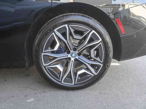 Used 2025 BMW iX xDrive50 w/ Sport Package image 8