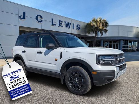 New 2025 Ford Bronco Sport Badlands w/ Badlands Tech Package AWD/4WD image 1