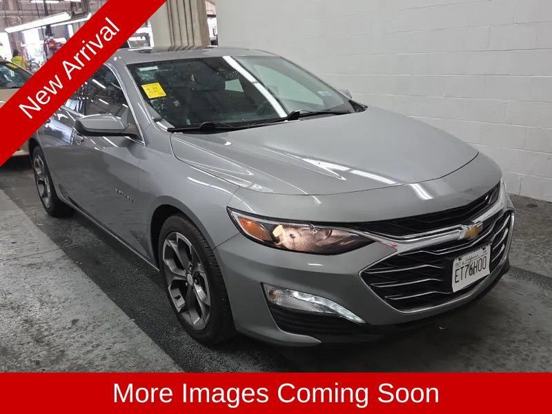 Used 2024 Chevrolet Malibu LT FWD image 1