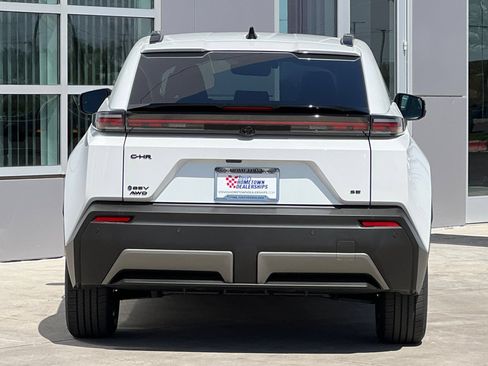New 2026 Toyota C-HR AWD/4WD image 5