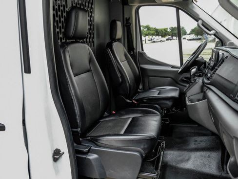 Used 2020 Ford Transit 250 Medium Roof w/ Load Area Protection Package image 24