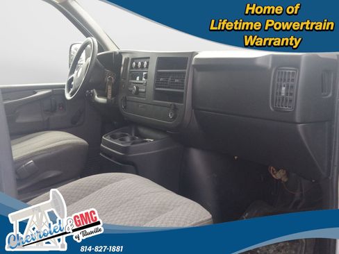 Used 2009 Chevrolet Express 1500 image 16