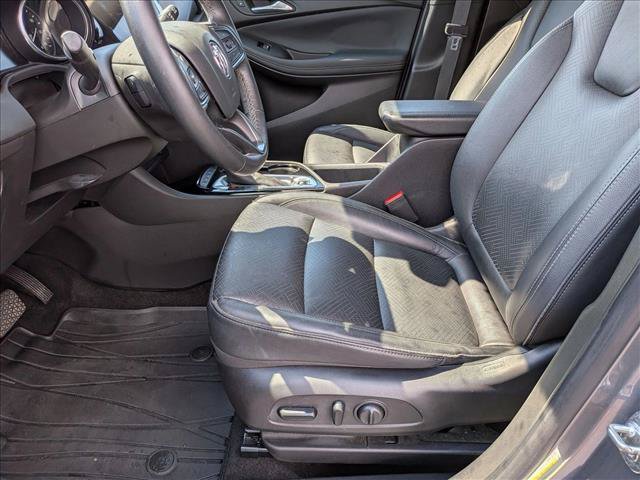 Used 2021 Buick Encore GX Essence AWD/4WD image 15