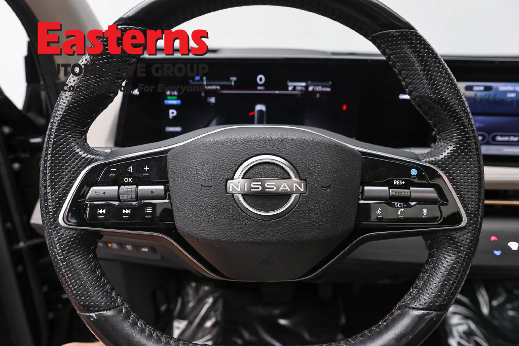 Used 2023 Nissan Ariya AWD image 11