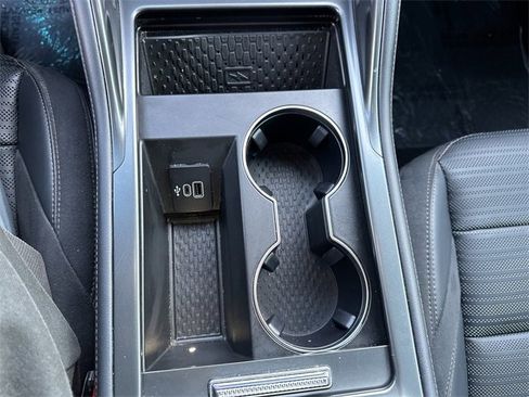 Certified 2024 Lincoln Nautilus Reserve w/ Jet Appearance Package (87T) image 24