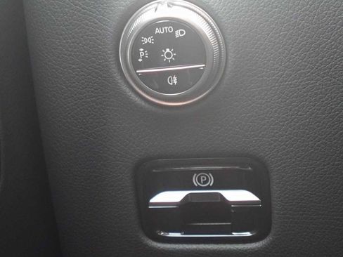 New 2026 Mercedes-Benz GLC 43 AMG AMG GLC 43 image 32