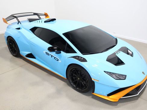 Used 2021 Lamborghini Huracan STO image 44
