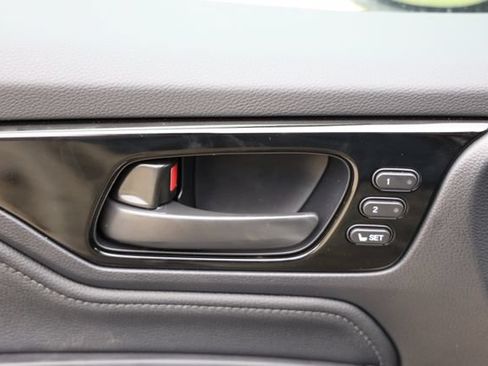 New 2026 Honda Odyssey Touring image 17