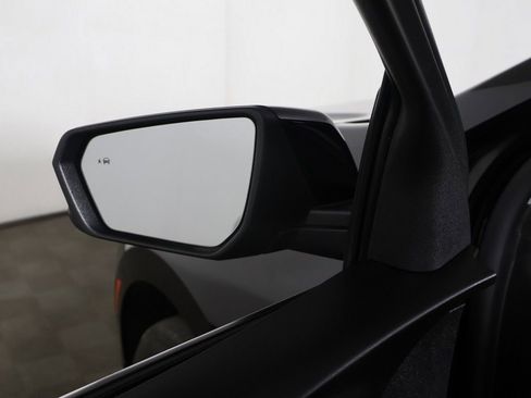 Used 2023 Chevrolet Equinox LT AWD/4WD image 28