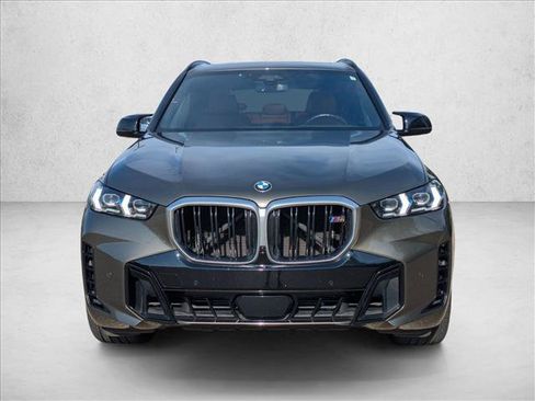 Used 2024 BMW X5 M60i AWD/4WD image 2