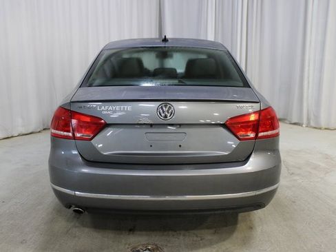 Used 2013 Volkswagen Passat TDI SEL Premium image 5