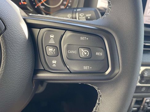 New 2026 Jeep Gladiator Sport AWD/4WD image 21