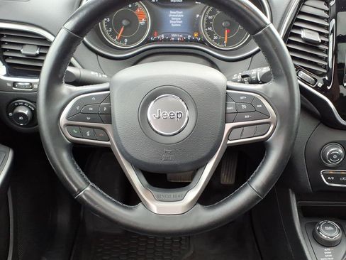 Used 2020 Jeep Cherokee Limited AWD/4WD image 14