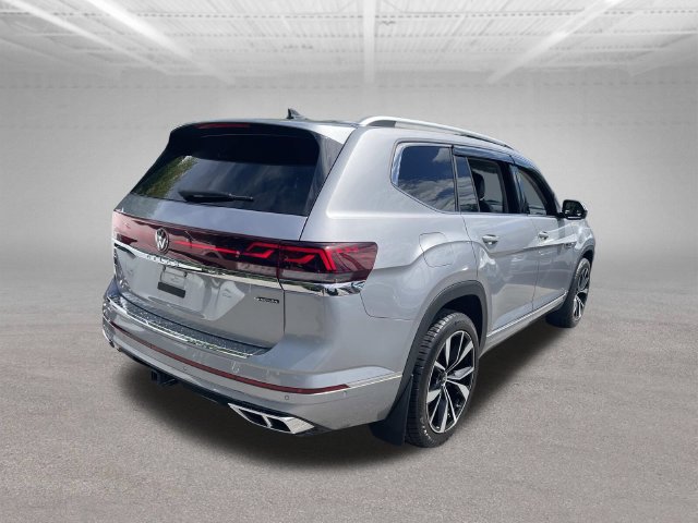 Used 2024 Volkswagen Atlas SEL Premium R-Line AWD/4WD image 11