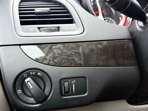 Used 2017 Dodge Grand Caravan SE w/ Power Window Group image 26