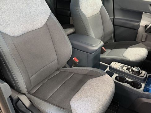 New 2025 Ford Maverick XLT image 27