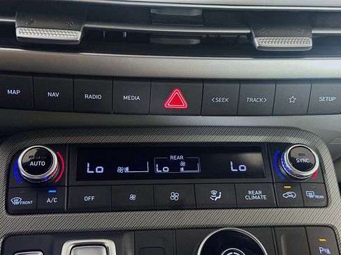 Used 2025 Hyundai Palisade SEL image 21