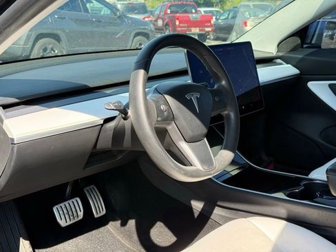 Used 2019 Tesla Model 3 Long Range AWD/4WD image 5