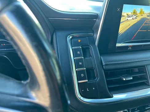 Used 2023 GMC Yukon XL SLE w/ Gmc Pro Safety Plus Package RWD image 31