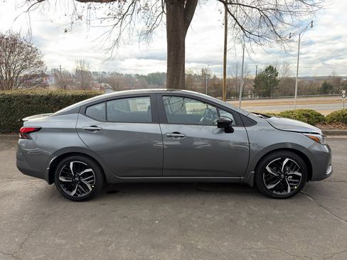 New 2025 Nissan Versa SR w/ Trunk Package image 8